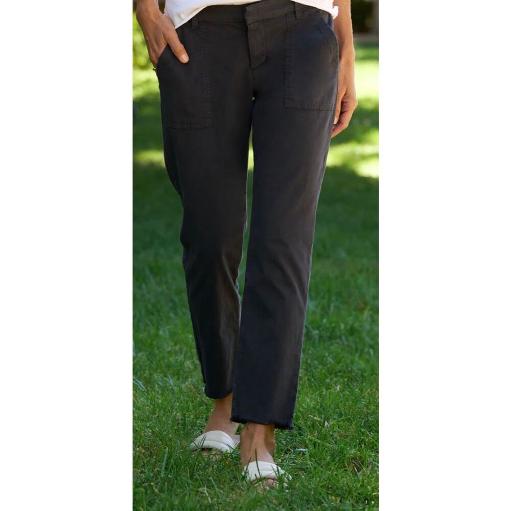 Frank & Eileen Utility Pant BLACKROCK in washed black, Quiet luxury coastal Sz 4